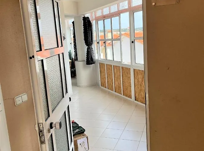 Sun & Zen - Spacious And Sunny Apartment